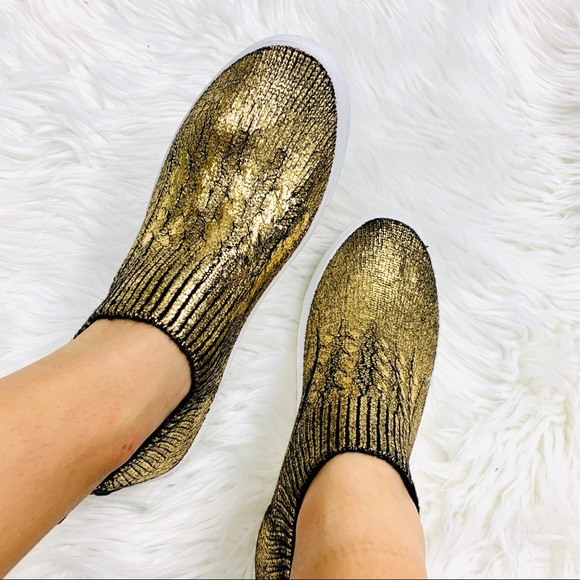 Shoes - Gold glitter sock sneaker